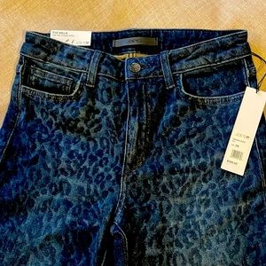 A brand new , stretch jean .